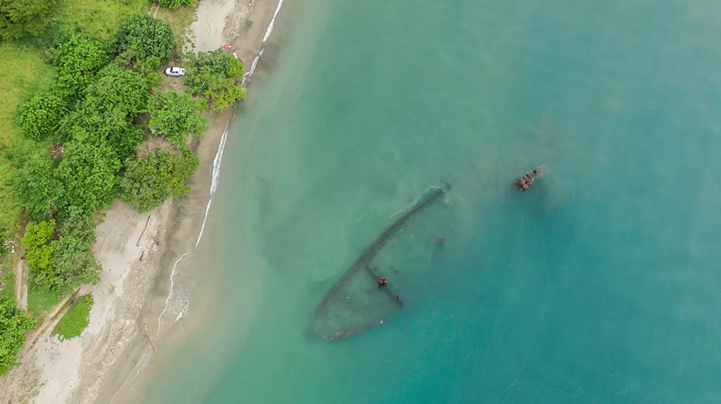 Image of shipwreck off Solomon Islands
