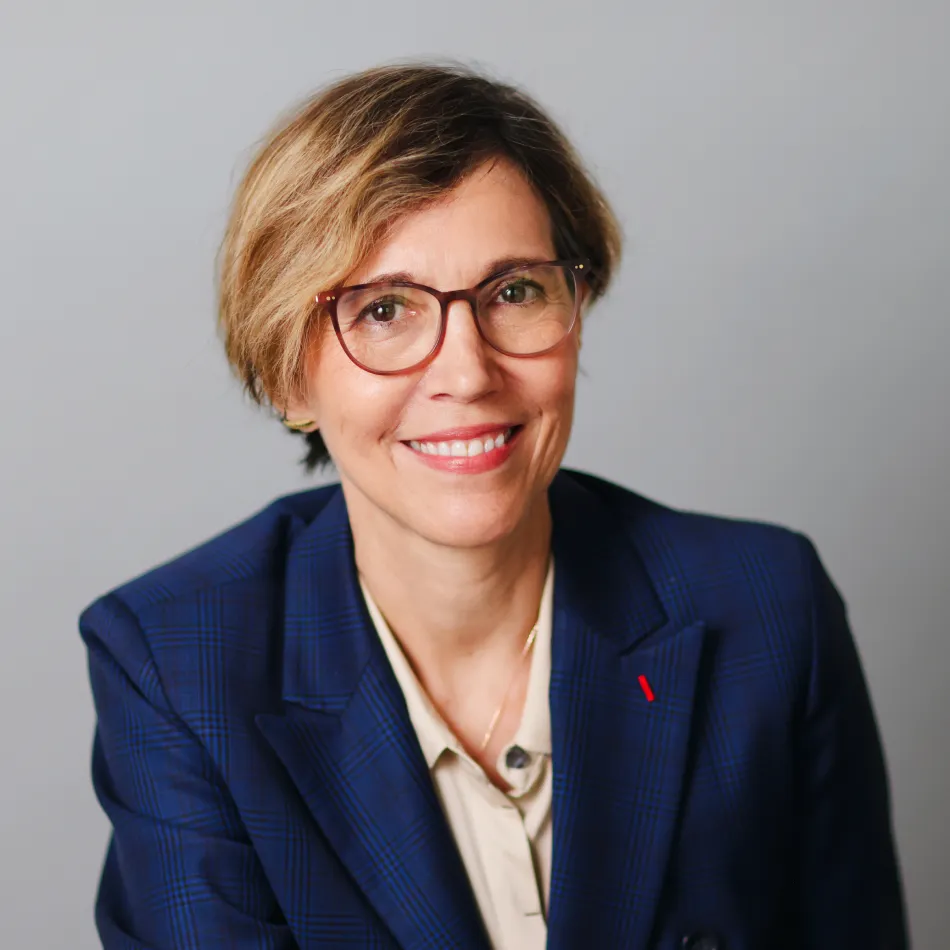 Square portrait image of Sophie Zurquiyah Chair of the Viridien board of Directors